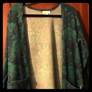 Lula Roe Sarah cardigan